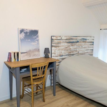 Sous La Tour Apartman Poligny  Kültér fotó