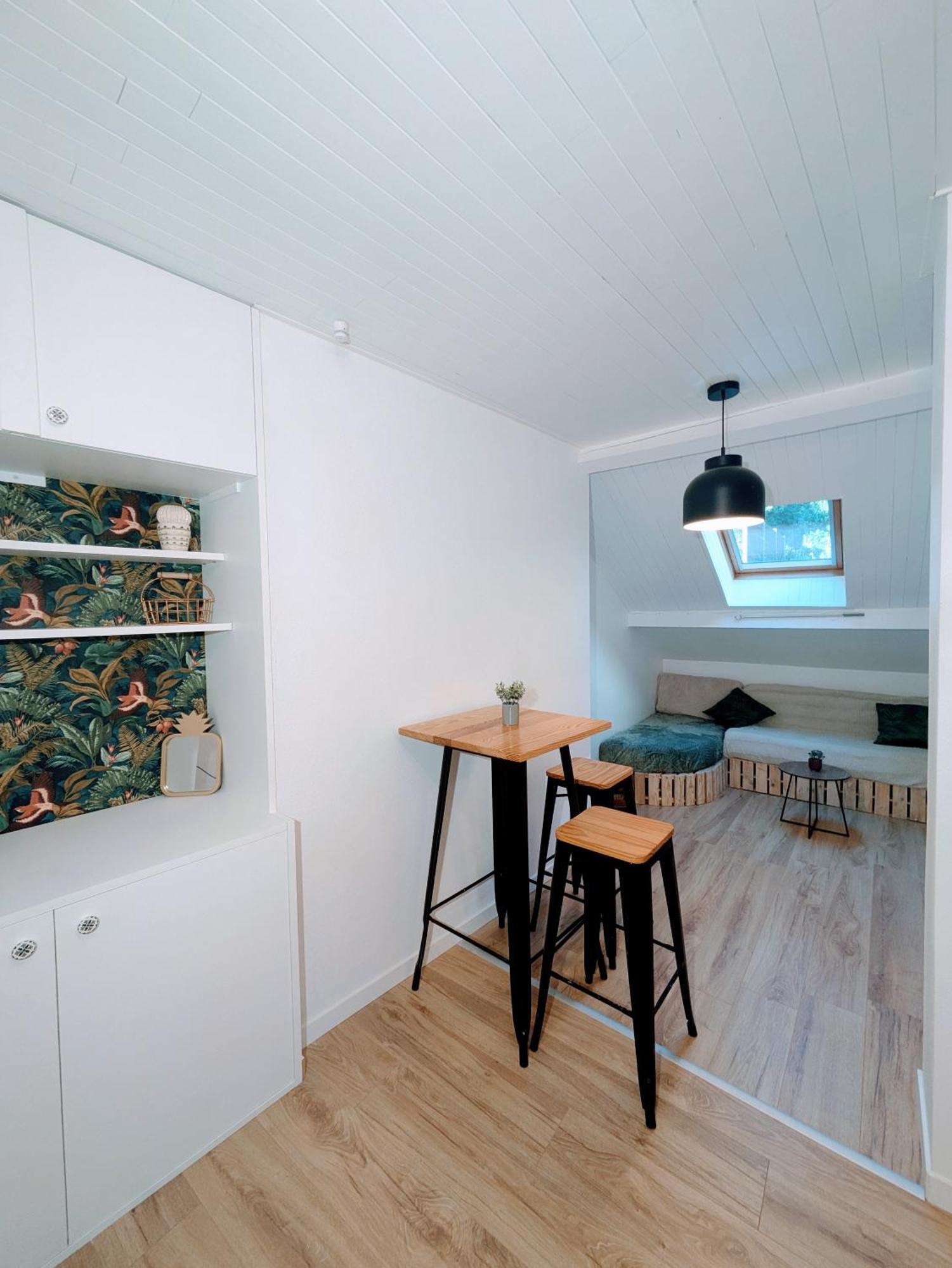Sous La Tour Apartman Poligny  Kültér fotó
